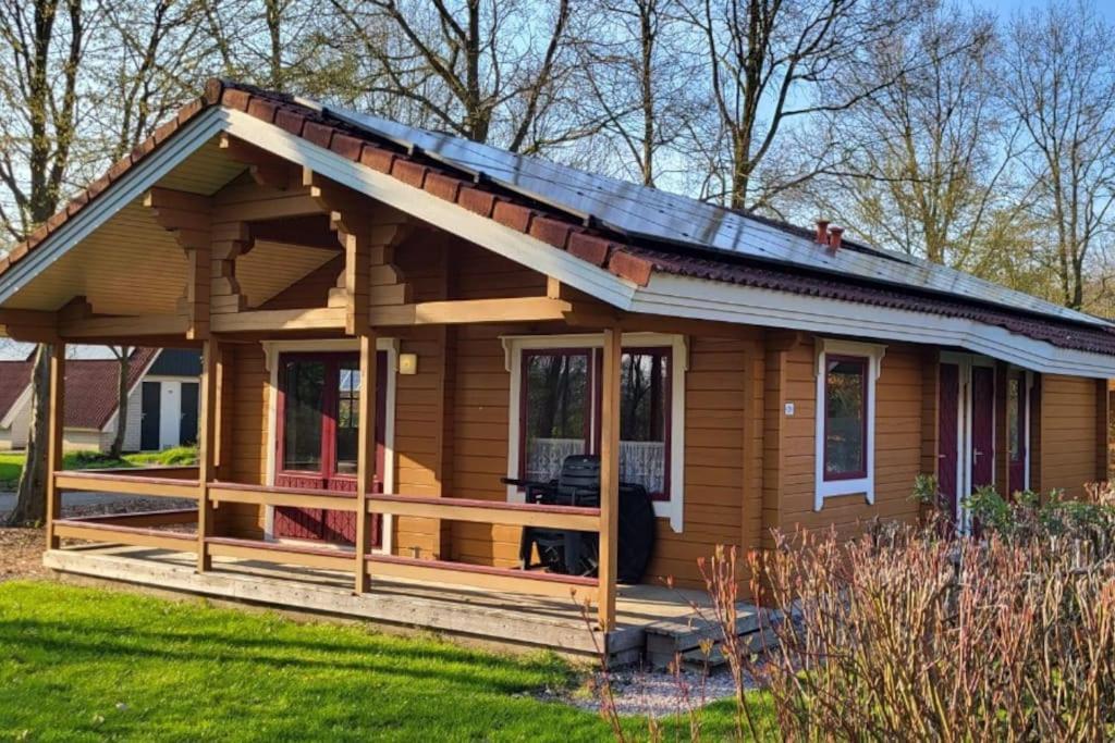 Sauna Bungalow Uppsala Gramsbergen ภายนอก รูปภาพ